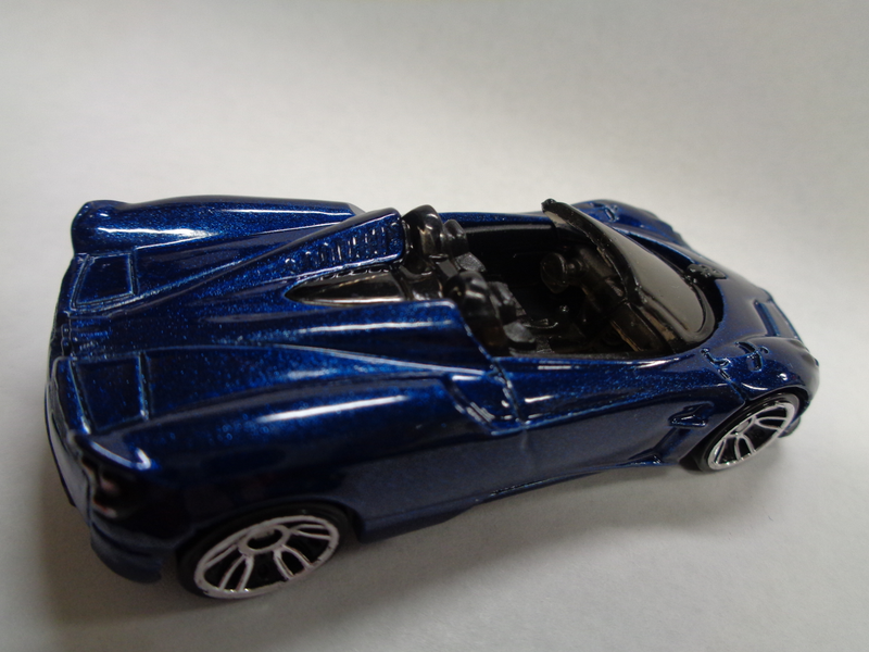 Illustration for article titled TOPLESS TUESDAY - PAGANI...